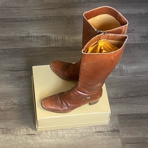 Vintage Brown Ferragamo Boots Sz 7 - Picture 2 of 15